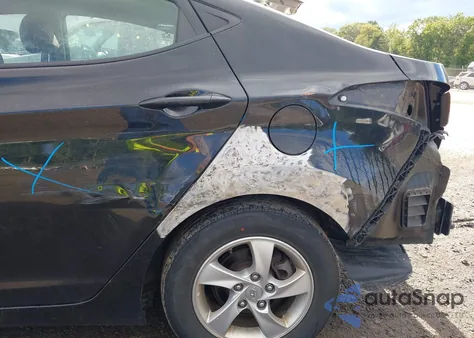 2014 Hyundai Elantra Se from USA, damaged, VIN 5NPDH4AE7EH532531
